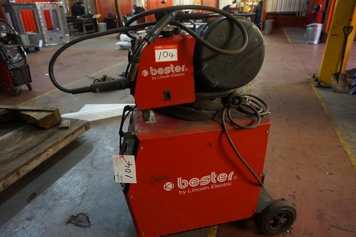 Lincoln Magster Bester 450 Mig Welding Set