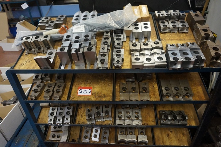 Qty Jaws for Puma 400