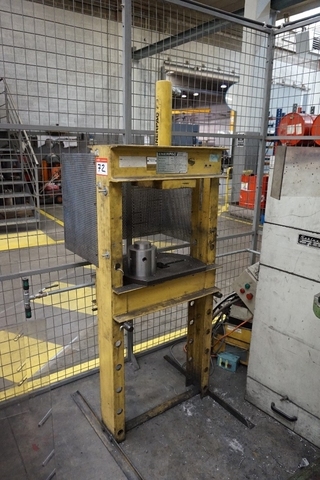 Enerpac Garage Press 23 Ton