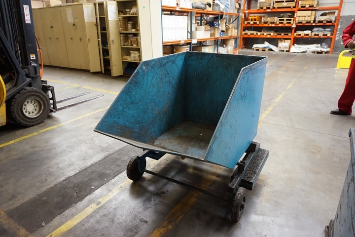 Mobile Tipping Skip 800mm x 1.2m x 1.1m High approx.