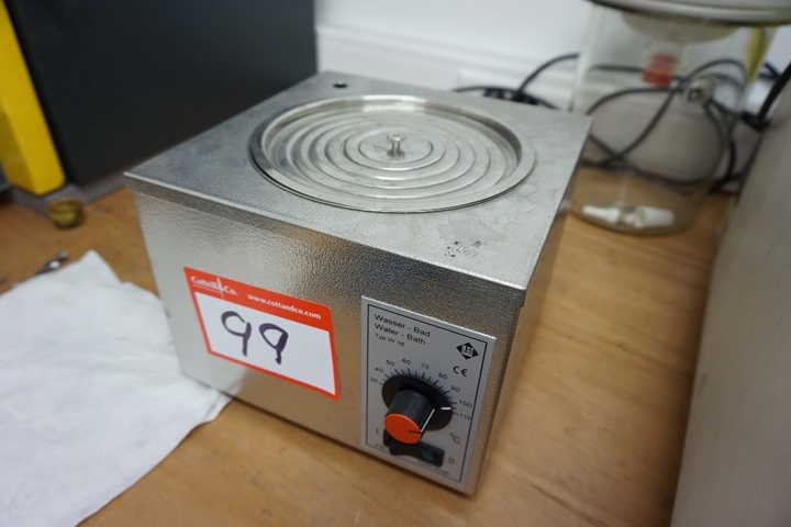 Water Bath W16 and Retsch Water Bath