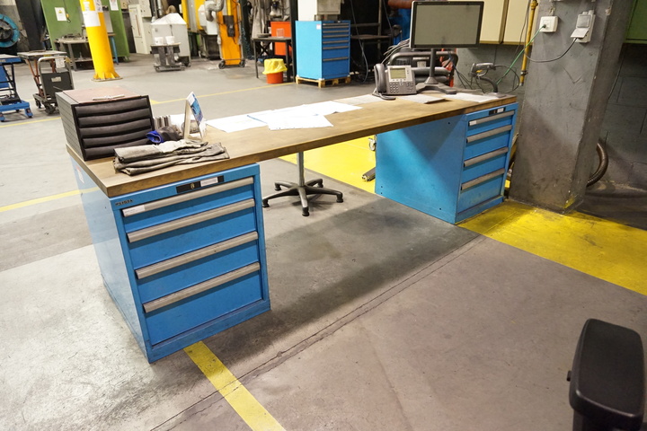 (2) x Lista 4 Drawer Cabinet and Bench