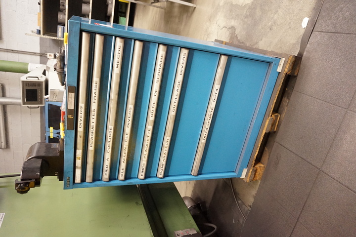 Lista 7 Drawer Cabinet