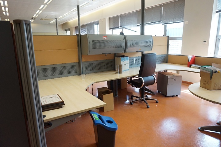 (2) x Desks with Over Hanging Cupboards