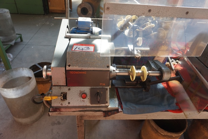 TECNOMAC P38 Bobbin Winders with Bucket Payoff