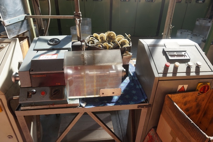 TECNOMAC P38 Bobbin Winders with Bucket Payoff