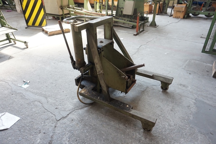Hydraulic Reel Lifter