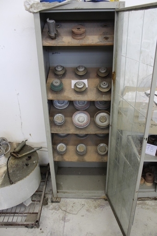 (2) Cupboards with Qty of Grinding Tools