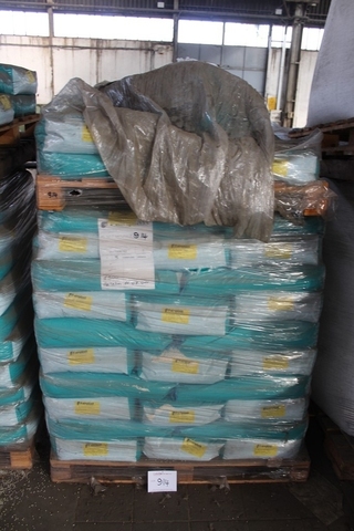 200 kg of Plastic Material KL101/2 Color Natural