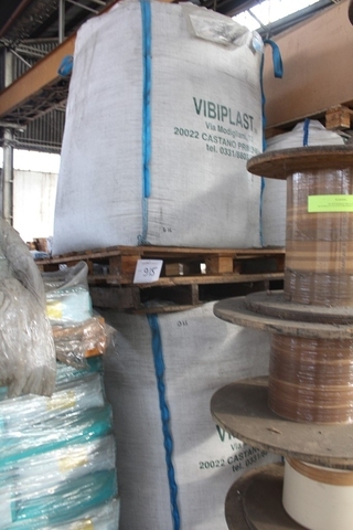 2800 kg of Plastic Material VB – 01 Color Natural