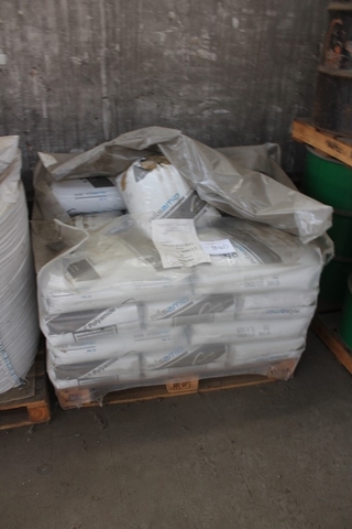 725 kg of Plastic Material AECNO PA 12 RILS color Natural