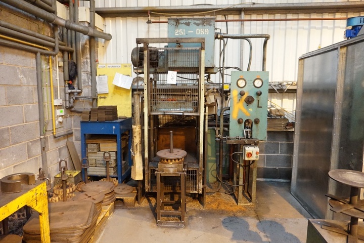 Chester C Frame Hydraulic Bonding Press