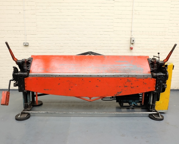 Whitney Jenson Power Sheet Metal Straight and Box & Pan Folding Machine