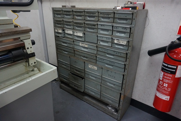 Storage Cabinet incl. Taps, Drills