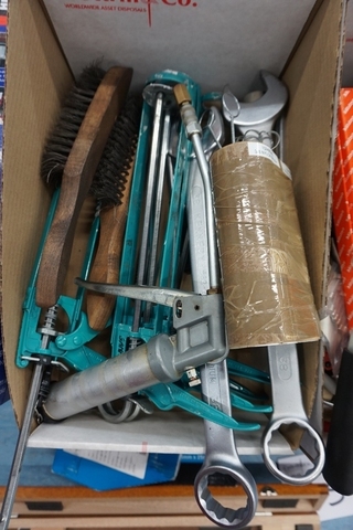 Hand Tools and Cases