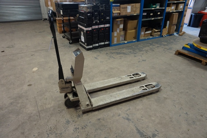 Crown PTH50/2100 Pallet Truck