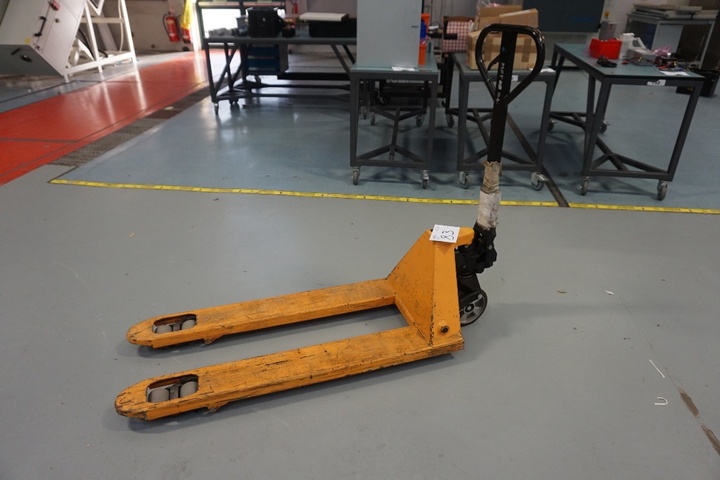 Pallet Truck SWL 2000kg