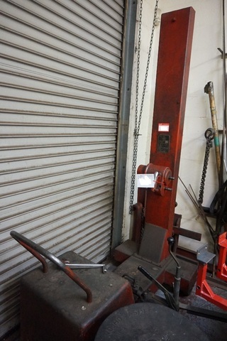 Pallet Lifter, SWL 5CWT