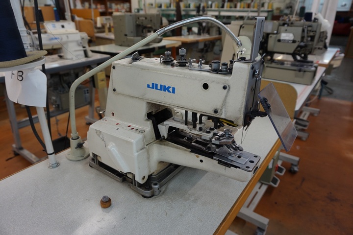Juki MB-373 Chainstitch Button Sewing Machine