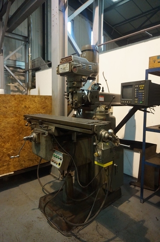 KRV 2000 Turret Mill