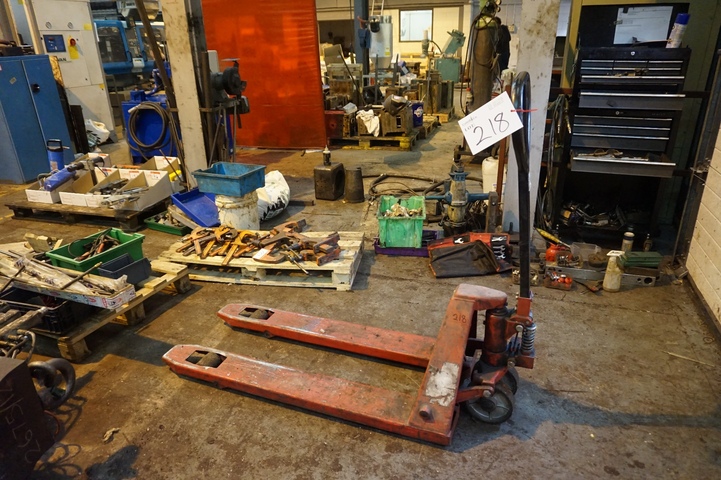 Sealy Pallet Truck, 2000kg SWL