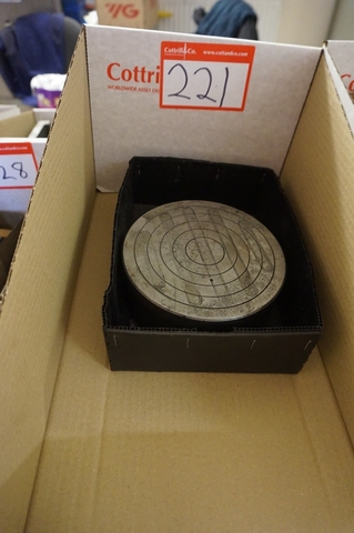 Circular Magnetic Chuck 6½"