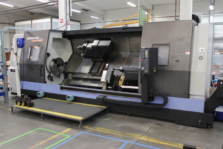 Doosan Puma 700LM Turning Centre