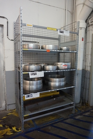 Rack with Ball Calibre Gauges