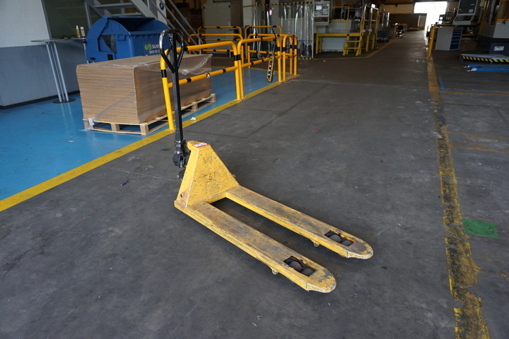 Total Lifter Pallet Truck