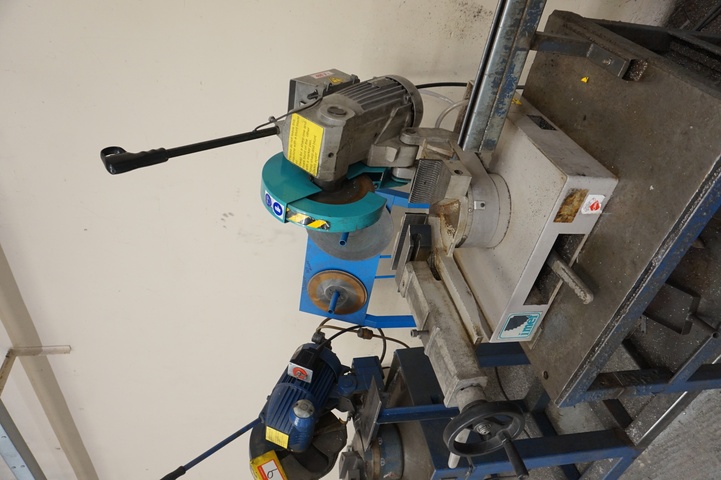 Imet Perfect 300mm Diameter Blade Pull Down Circular Saw