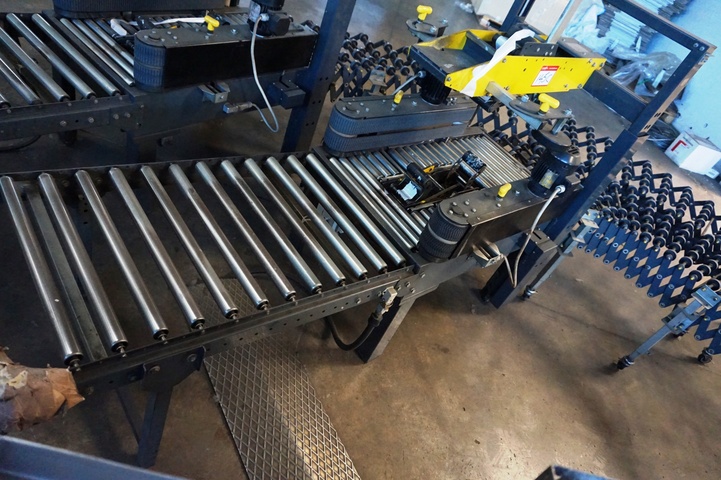 ERG SM8 Carton Tape and Cut Machine