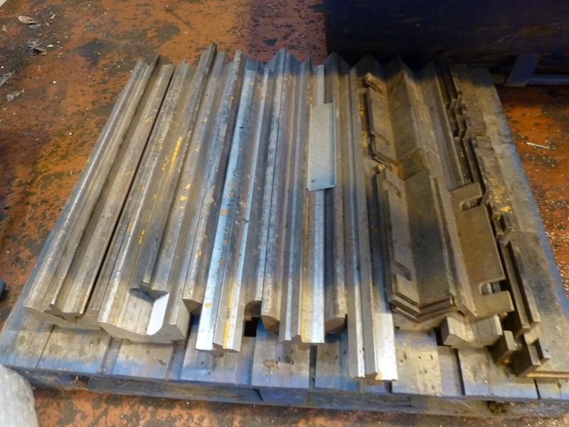 Kingsland Model FRM 43200 - 200Ton x 4300mm Over Bed Downstroke Hydraulic CNC Press Brake