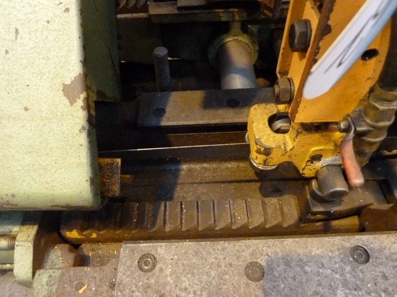 Addison CB250A, 250 mm rounds Automatic, Straight Cutting, Horizontal Bandsaw