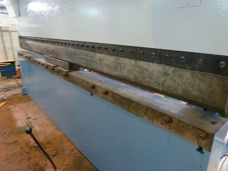 Kingsland Model FRM 43200 - 200Ton x 4300mm Over Bed Downstroke Hydraulic CNC Press Brake