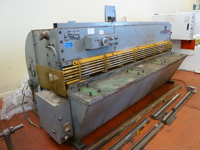 ELGA 2500 x 3.5mm Hydraulic Swing Beam Guillotine Shear