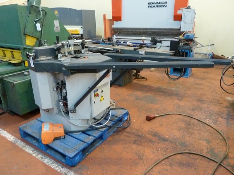 Elumatic EP124 Crimping Machine