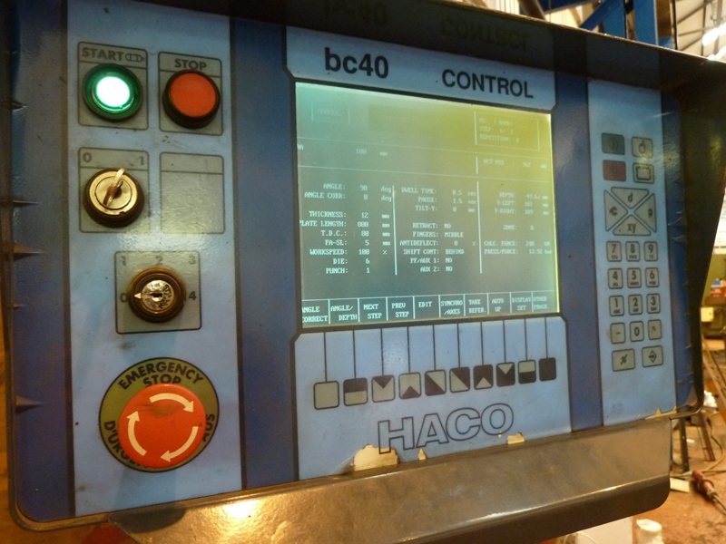 Kingsland Model FRM 43200 - 200Ton x 4300mm Over Bed Downstroke Hydraulic CNC Press Brake