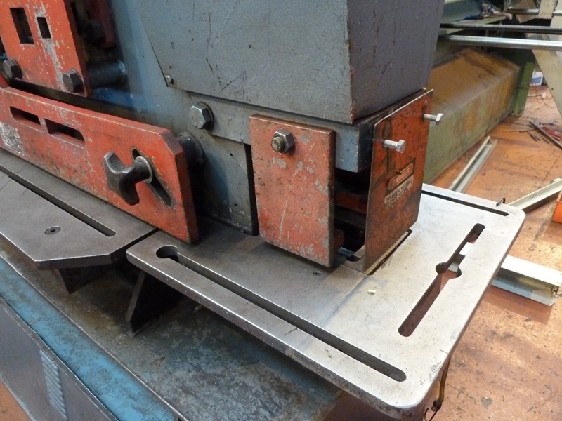 Kingsland 115XS, 115 Ton, Hydraulic Universal Steelworker