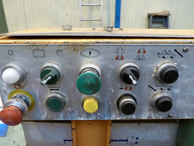 Addison CB250A, 250 mm rounds Automatic, Straight Cutting, Horizontal Bandsaw