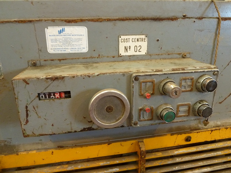 ELGA 2500 x 3.5mm Hydraulic Swing Beam Guillotine Shear