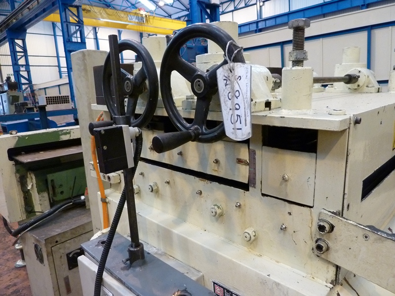 Atkin - Chin Shung LVD600 - 600mm Wide Precision Levelling Unit