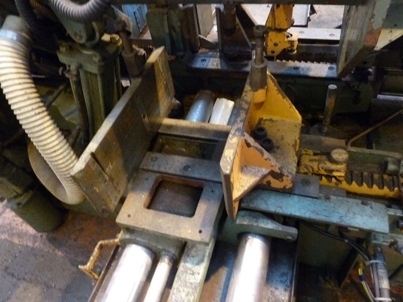 Addison CB250A, 250 mm rounds Automatic, Straight Cutting, Horizontal Bandsaw