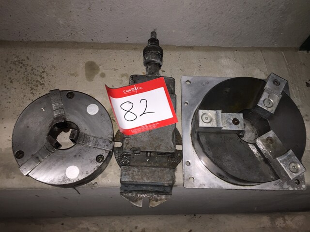 (2) x Manual Chucks and Vice