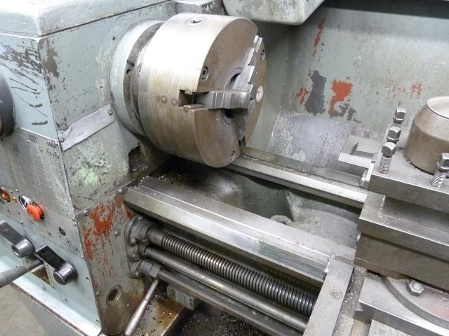 Colchester Triumph 2000 Straight Bed Centre Lathe
