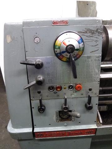 Colchester Triumph 2000 Straight Bed Centre Lathe