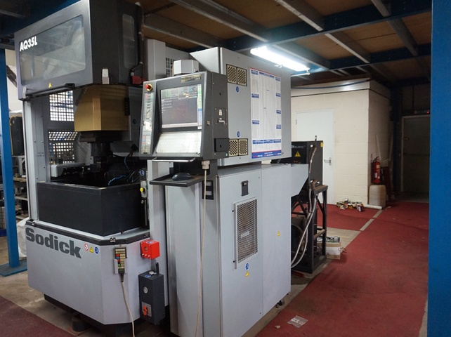Sodick AQ35L Ram Type EDM