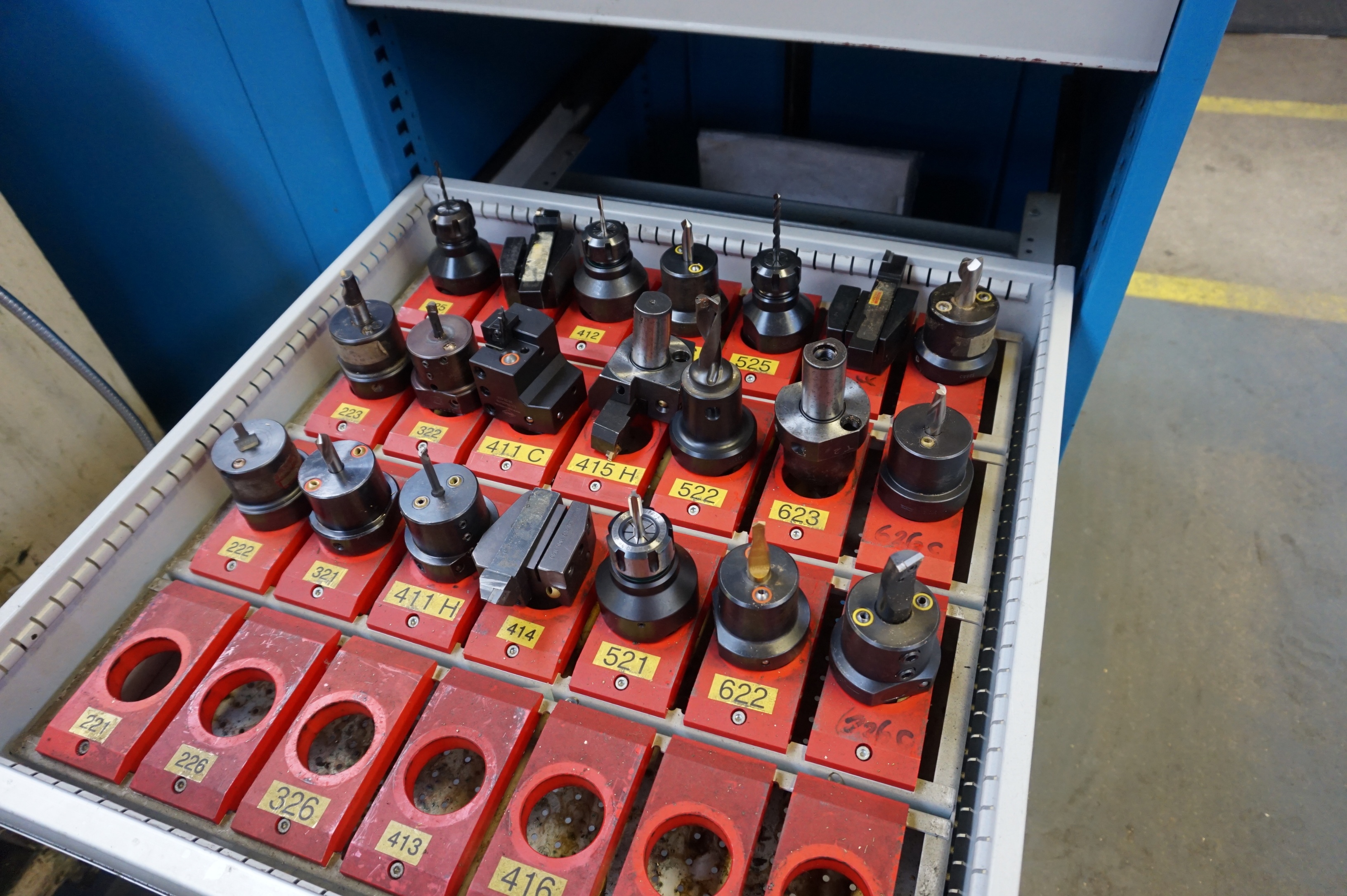 4 Drawer Cabinet includes Tooling