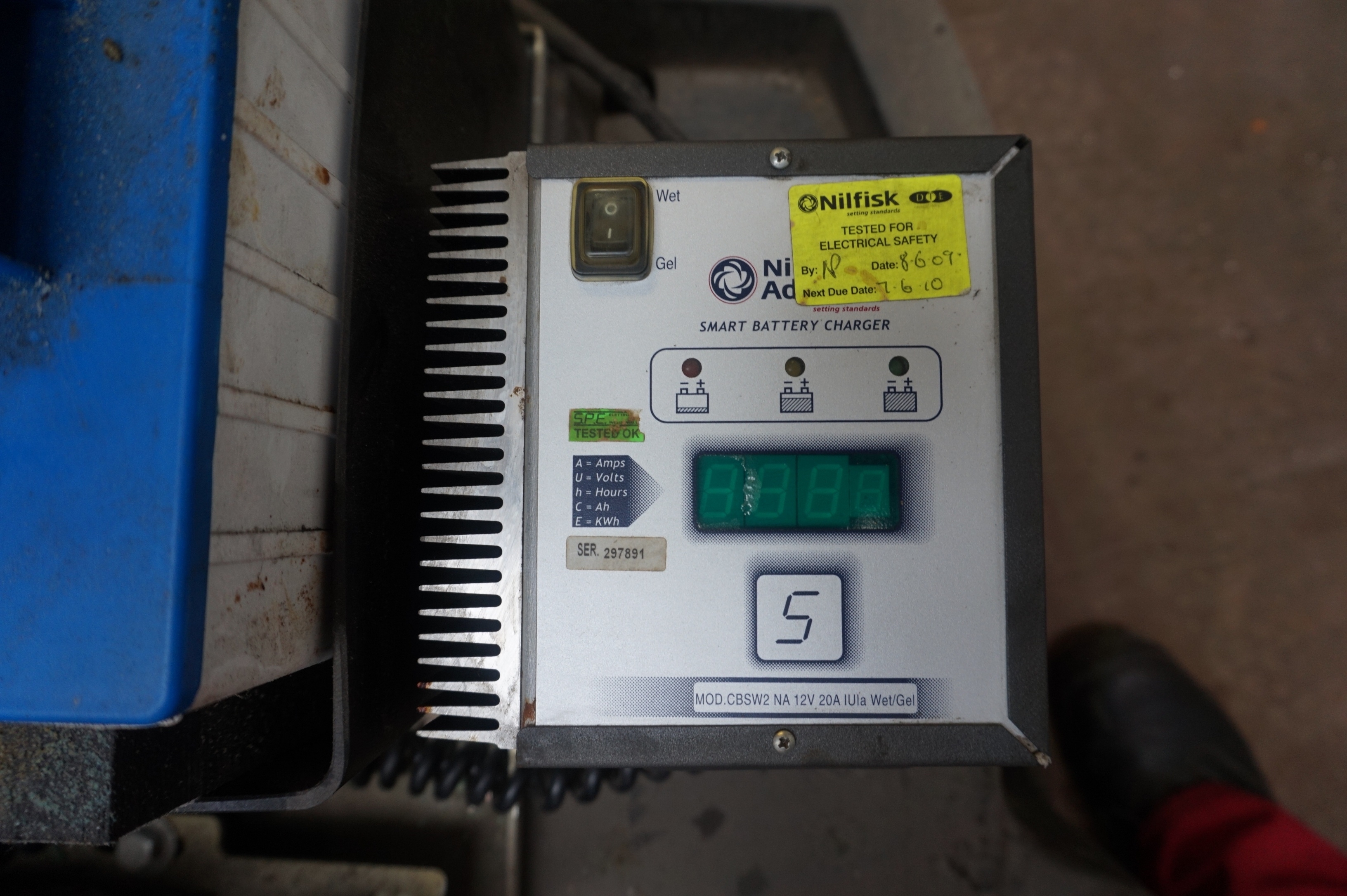 Nilfisk SW8505 Floor Sweeper