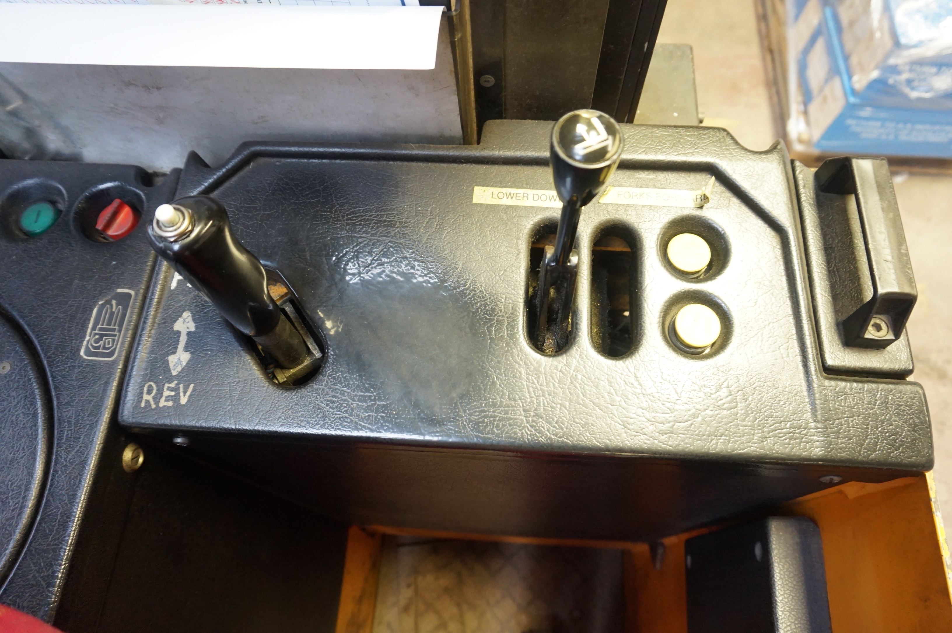 Atlet Reach Fork Truck Model 100T360/ATF/AJN