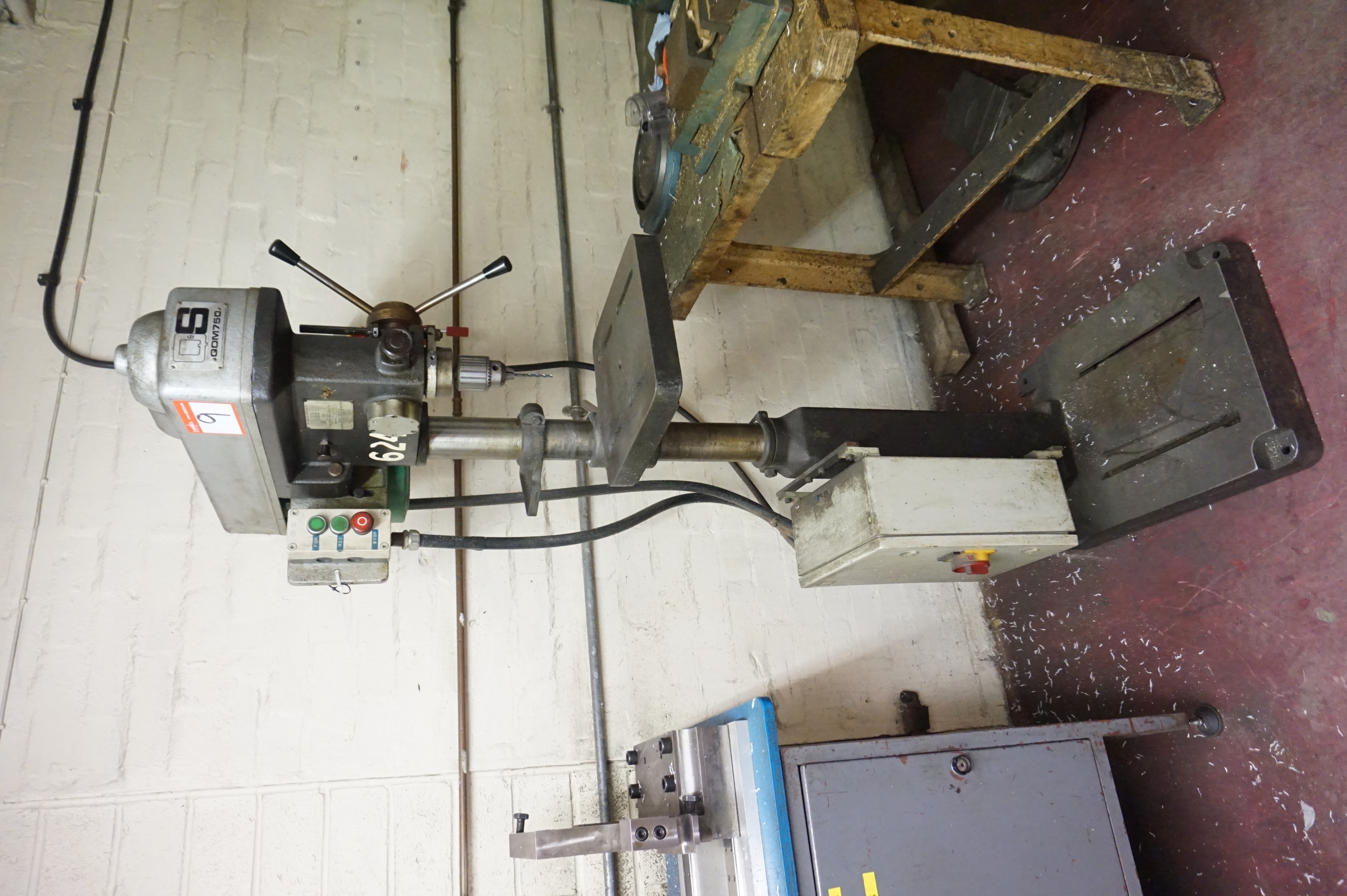 Q & S QDM 750 Pedestal Drill